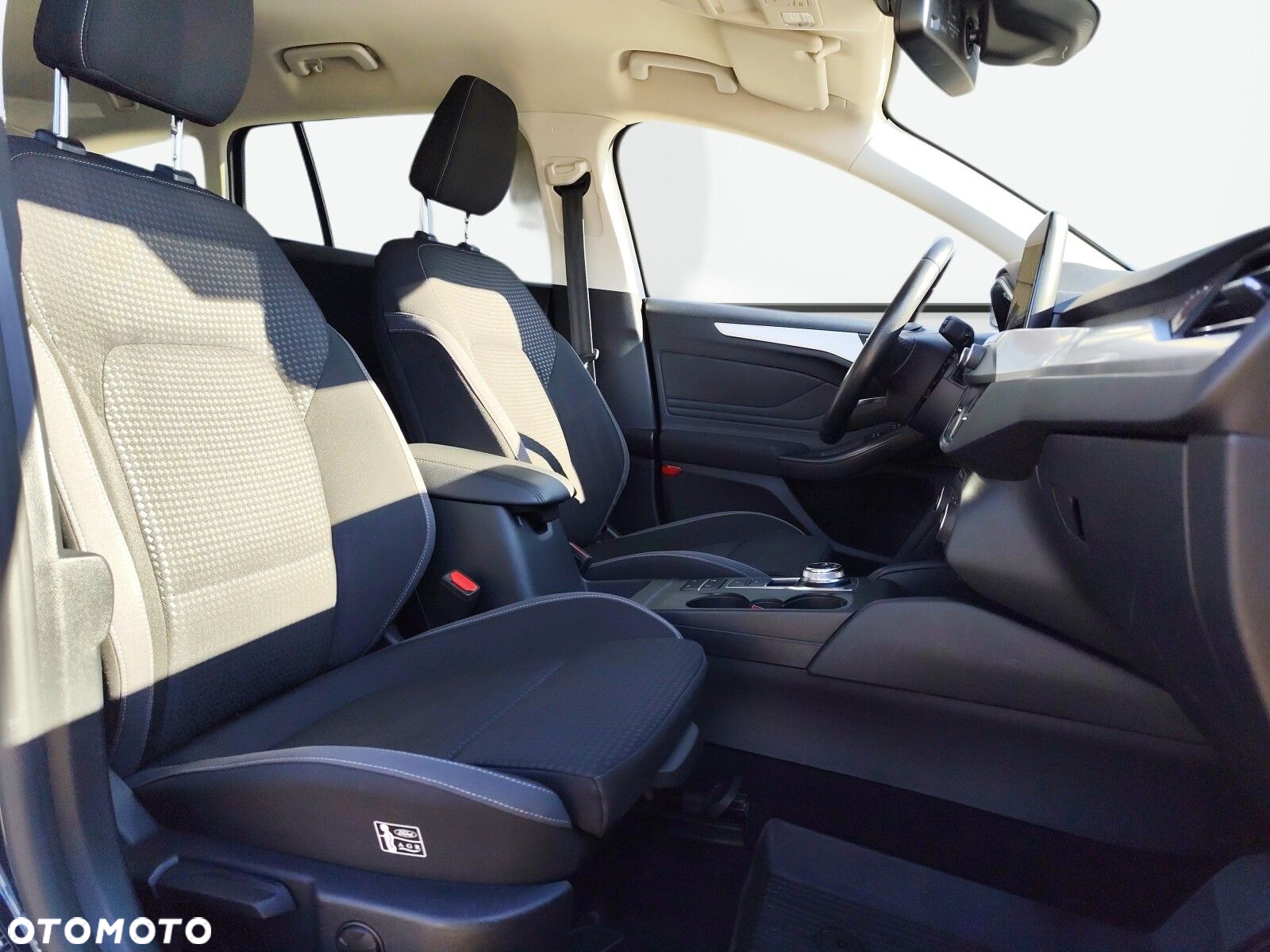 Ford Focus - 19
