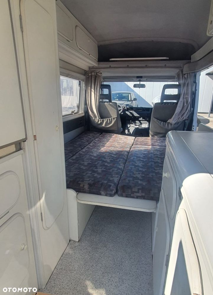 Mercedes-Benz MB100 - 6