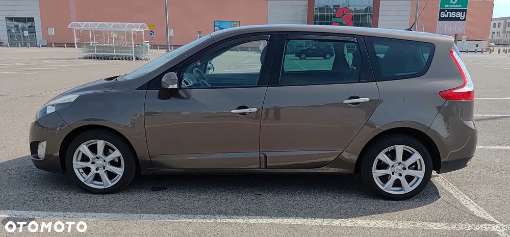 Renault Scenic 2.0 16V Privilege CVT - 2