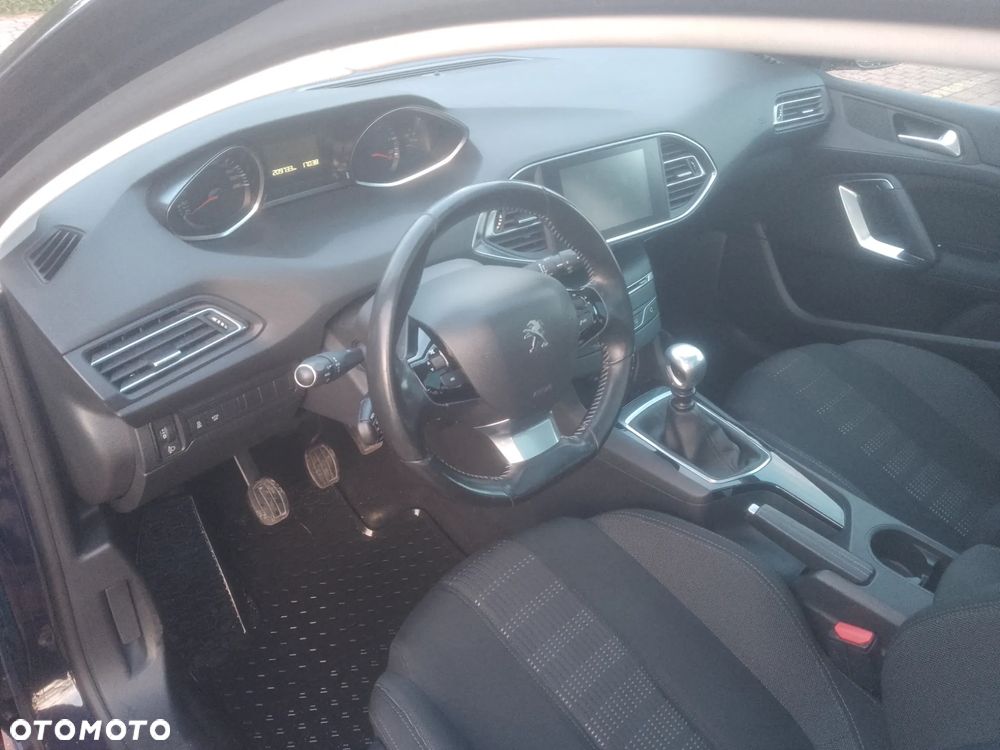 Peugeot 308 1.6 BlueHDi Active S&S - 15