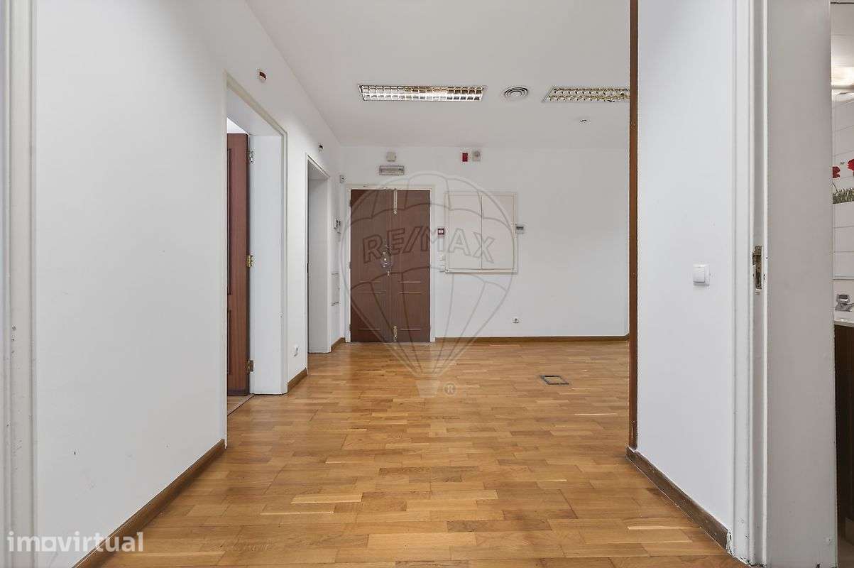 Apartamento T5 para venda - Grande imagem: 4/47