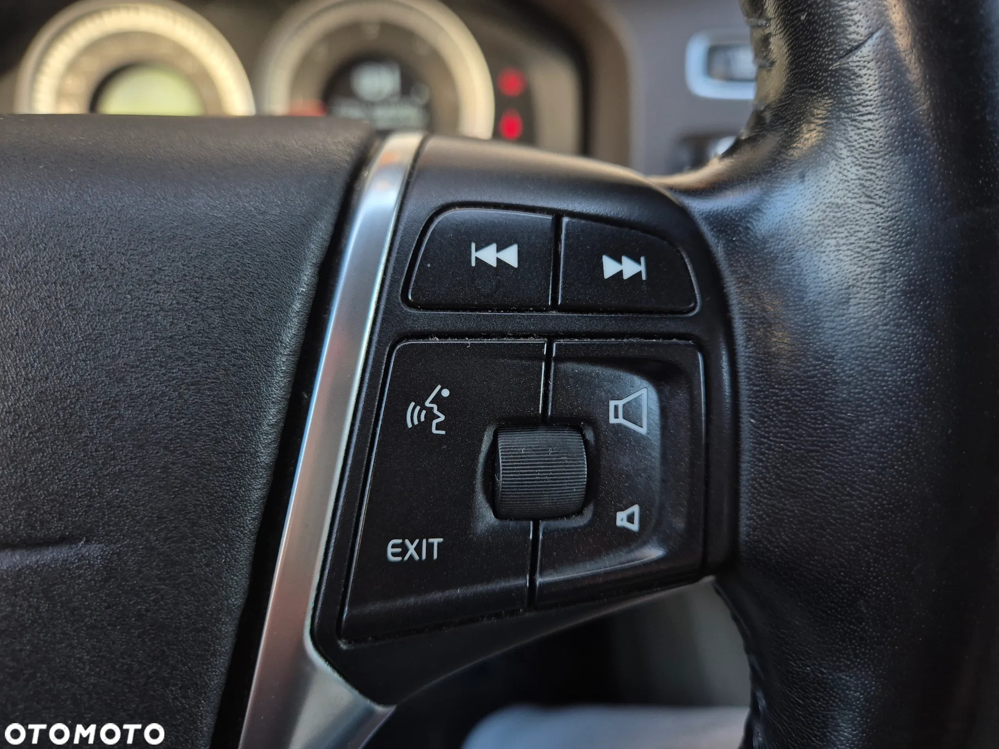 Volvo V60 D2 Momentum - 11