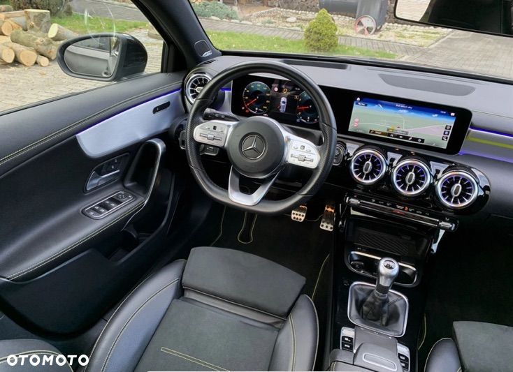 Mercedes-Benz Klasa A 200 Edition 1 - 13