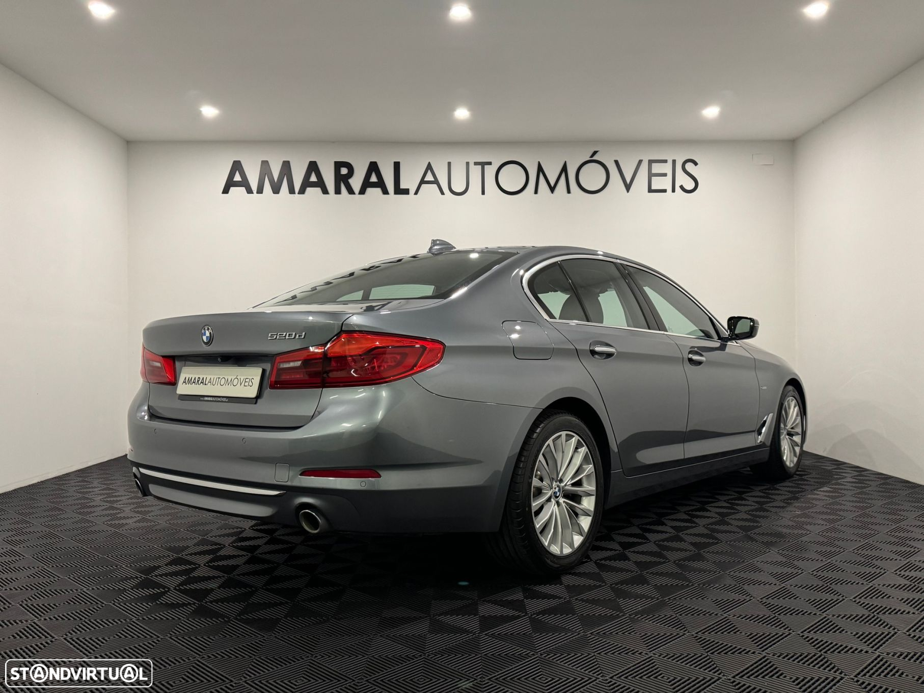 BMW 520 d Line Luxury Auto - 6