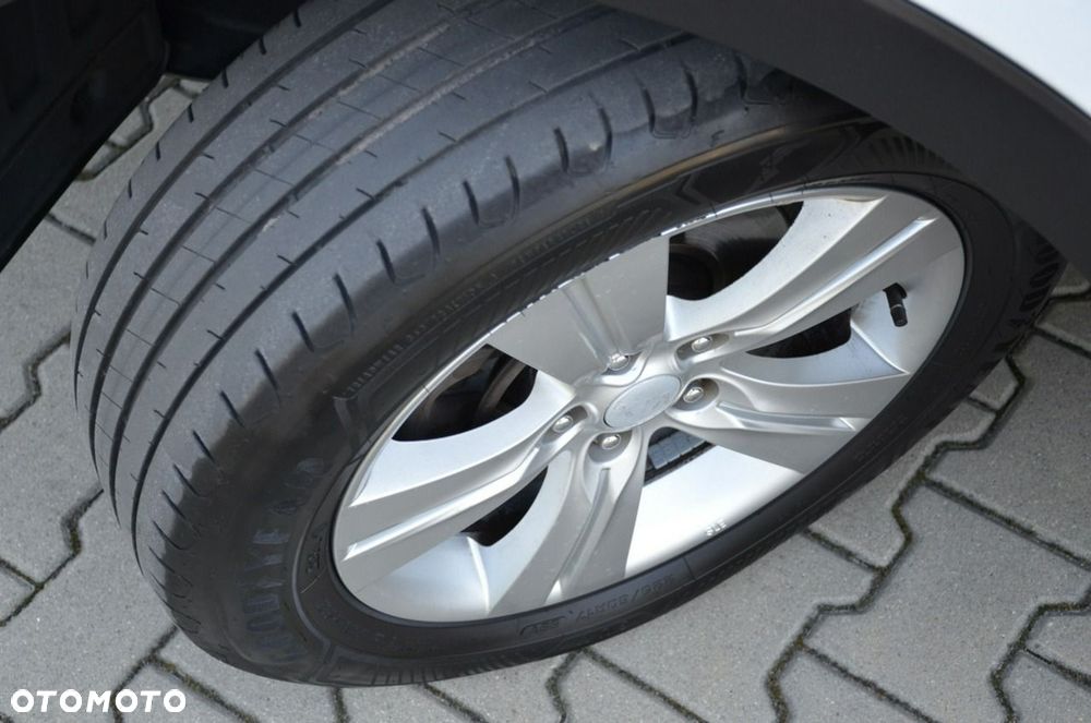 Kia Sportage - 16