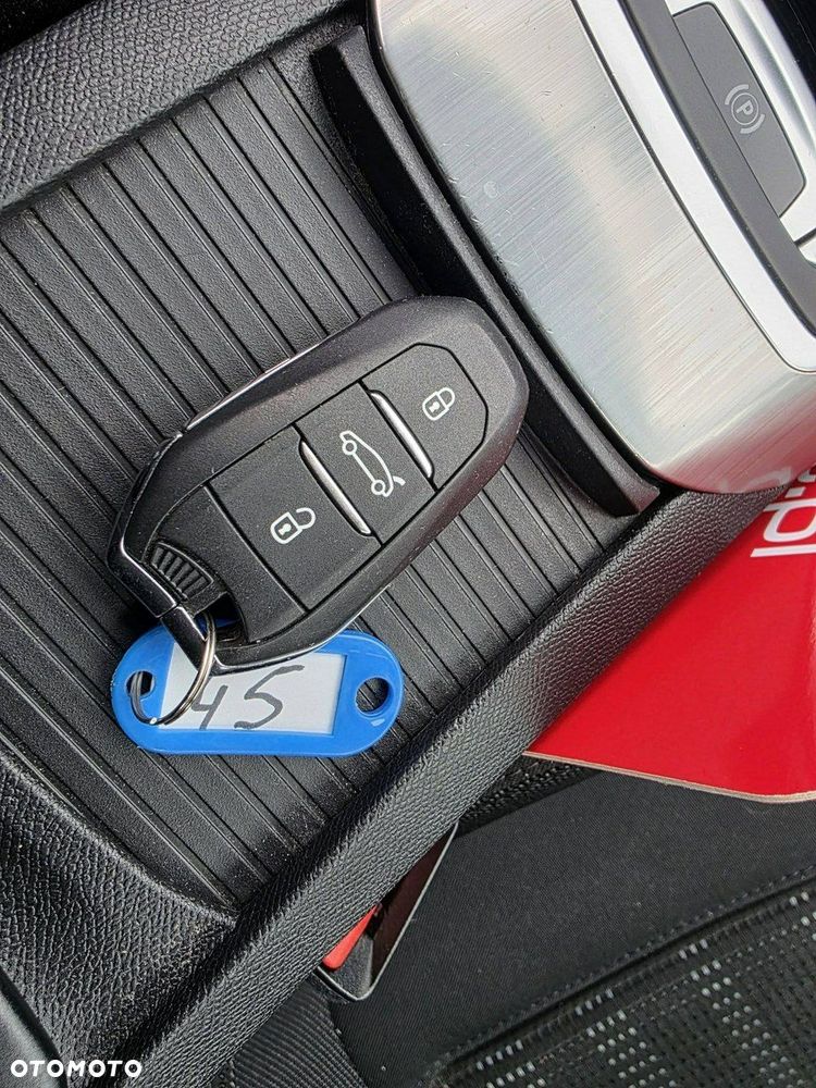 Peugeot 308 BlueHDi 120 EAT6 Stop & Start Active Business-Paket - 30