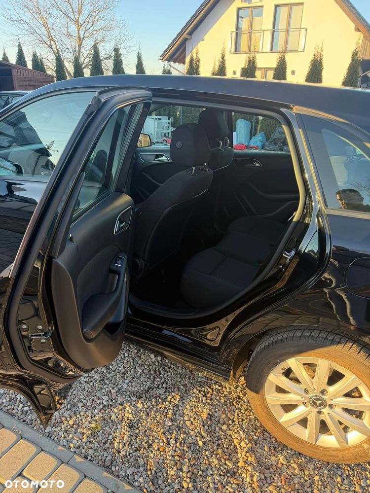 Mercedes-Benz Klasa B 160 7G-DCT Edition - 11