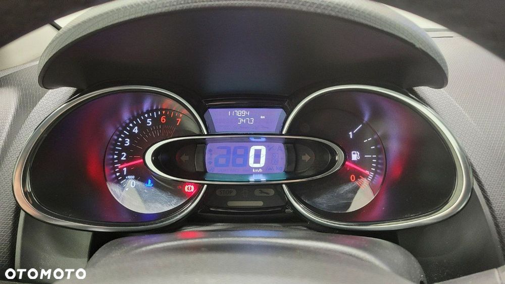 Renault Clio - 15