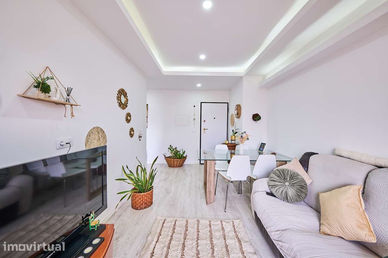 T2 centro Torre da Marinha - Remodelado - Grande imagem: 3/19