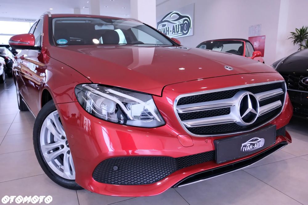 Mercedes-Benz Klasa E 220 d T 9G-TRONIC Avantgarde - 5