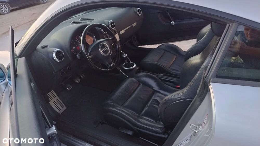 Audi TT Coupé 1.8T - 34