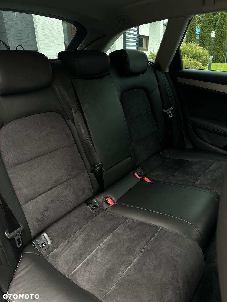 Audi A4 Avant 2.0 TDI DPF Attraction - 8
