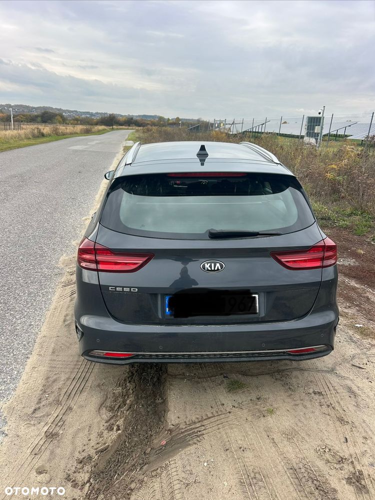 Kia Ceed 2018 photo 4
