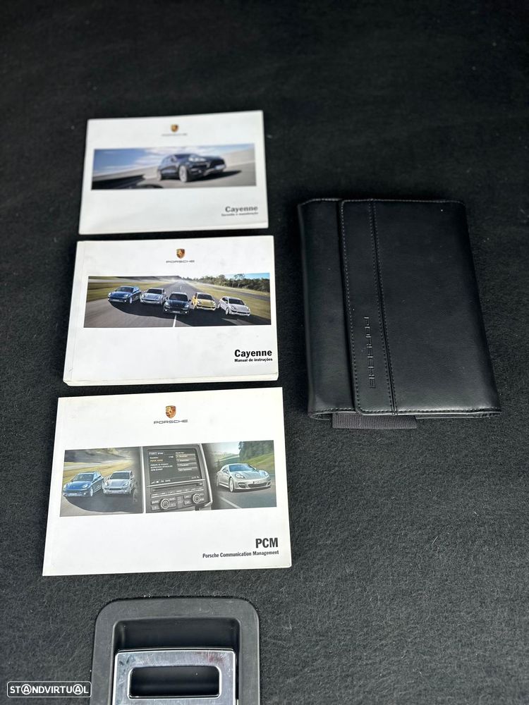 Porsche Cayenne Platinum Edition - 9