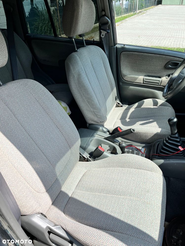 Suzuki Grand Vitara 2.0 TD - 3