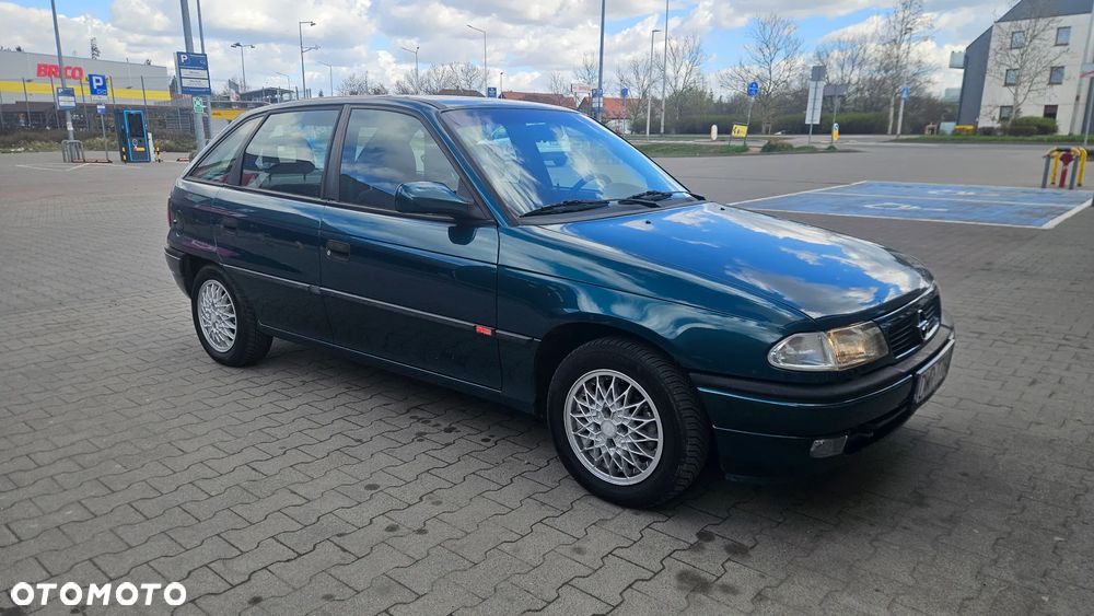 Opel Astra 1.6 16V Dream - 17