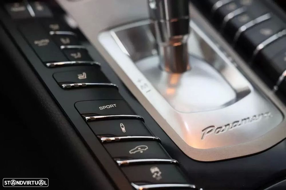 Porsche Panamera S E-Hybrid - 32