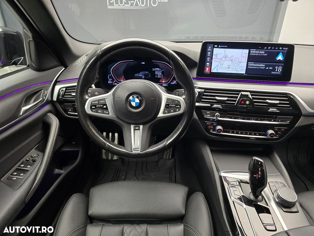BMW Seria 5 530d xDrive AT MHEV - 11