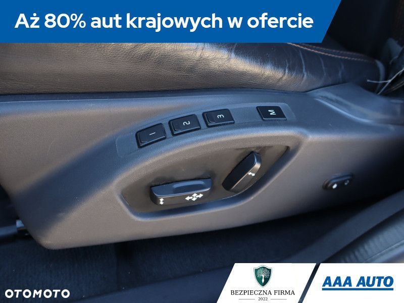 Volvo XC 60 - 22