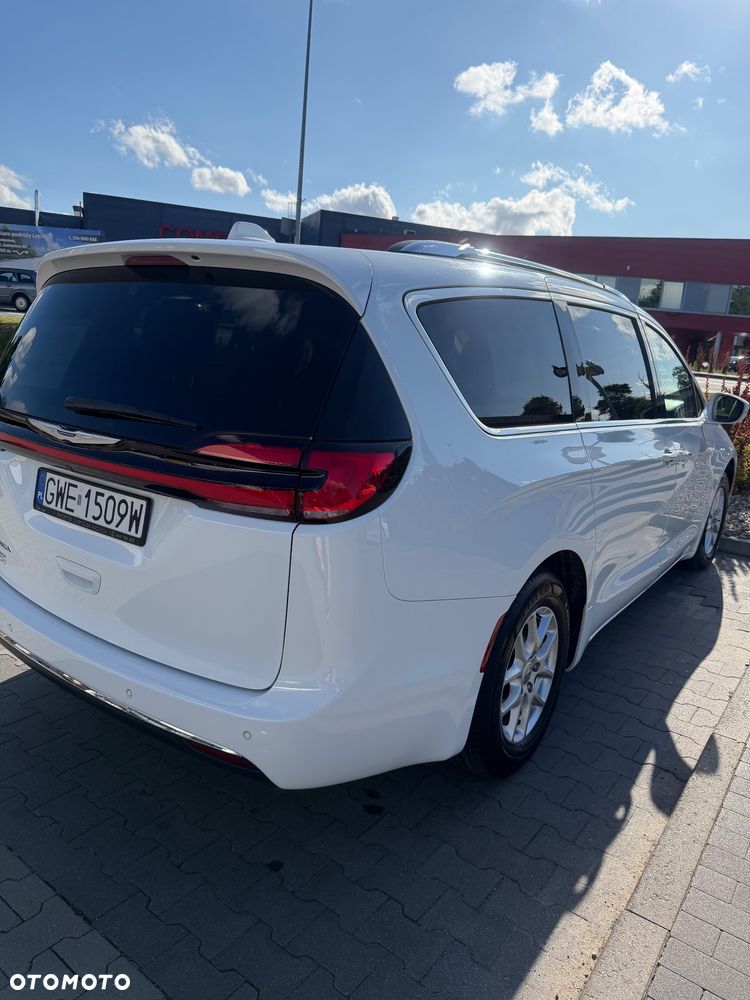 Chrysler Pacifica - 26
