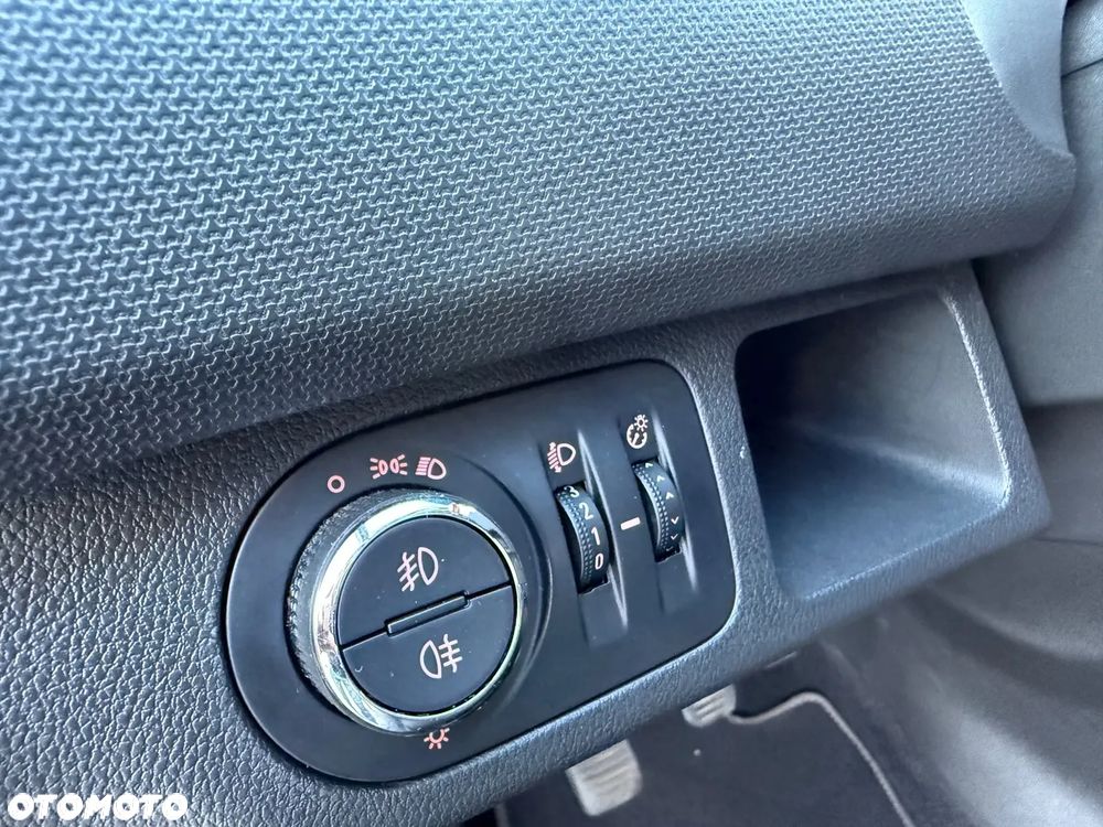 Opel Meriva - 15