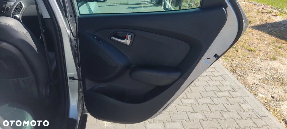 Hyundai ix35 1.6 2WD Style - 24