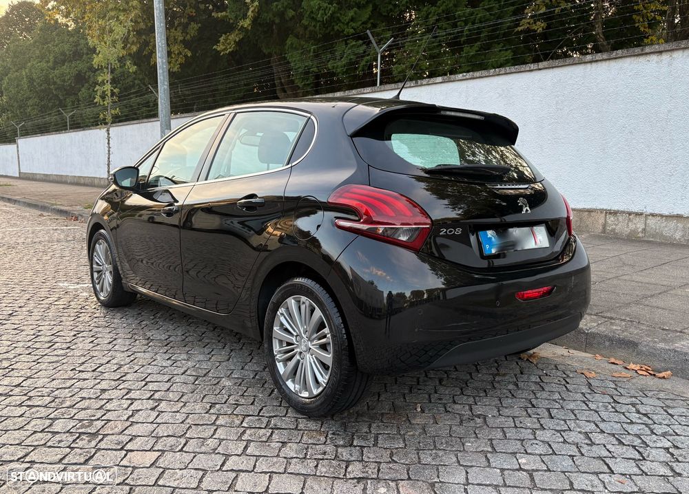 Peugeot 208 1.6 BlueHDi Allure - 4