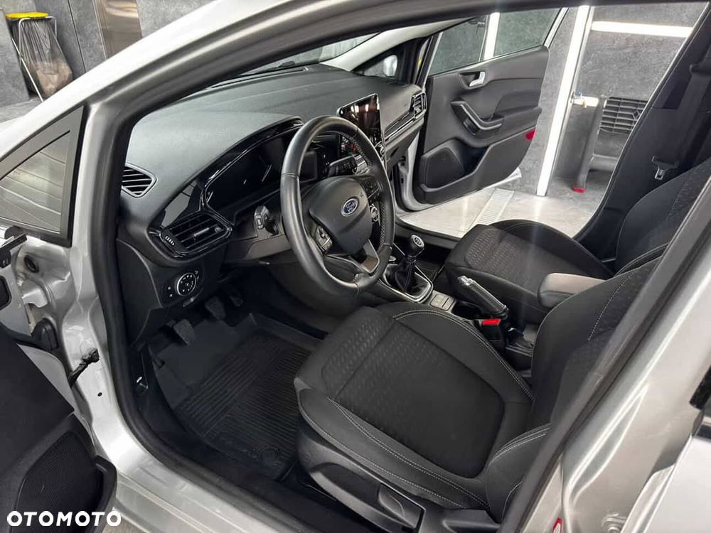 Ford Fiesta 1.1 Titanium - 23