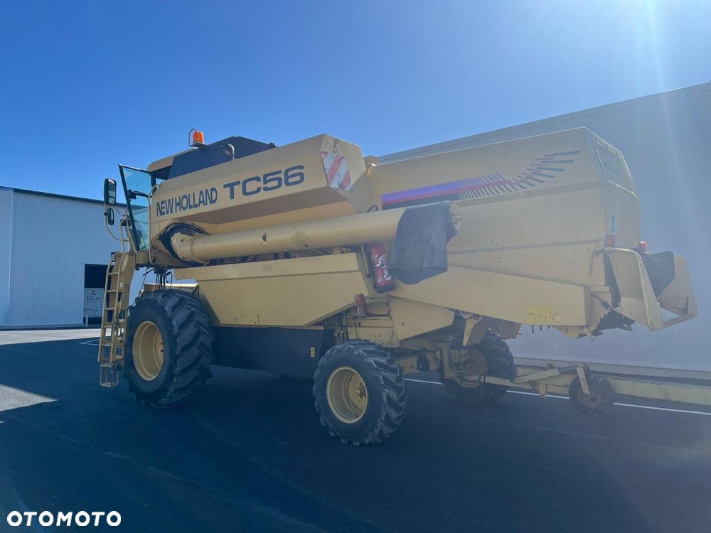 New Holland TC 56 - 3