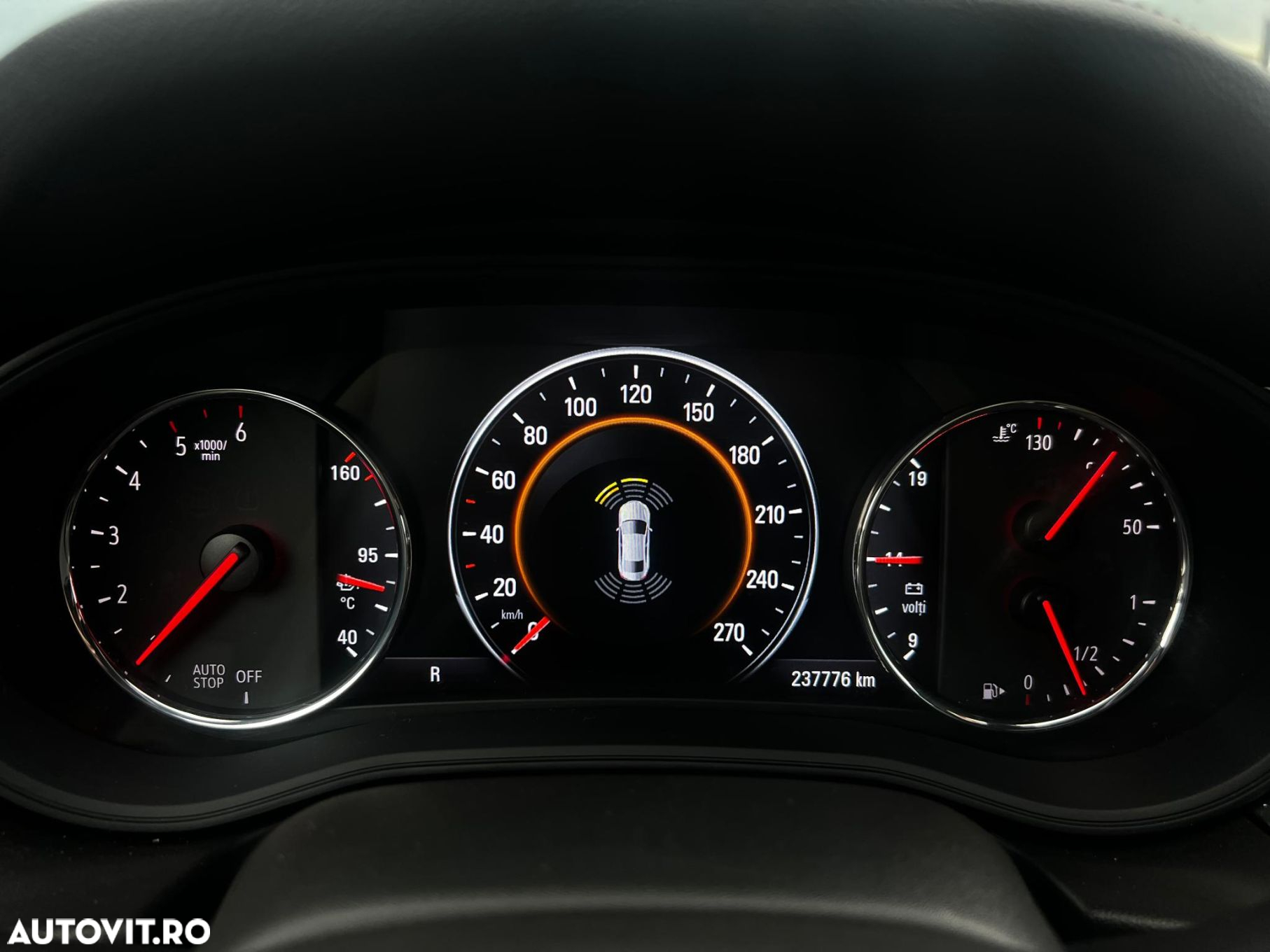 Opel Insignia - 15