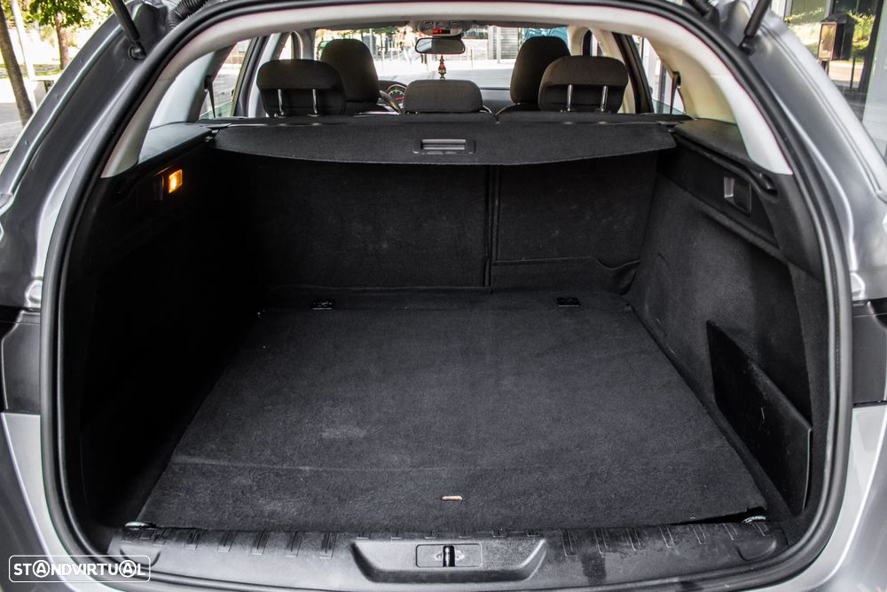 Peugeot 308 SW BlueHDi 100 Stop & Start Access - 27