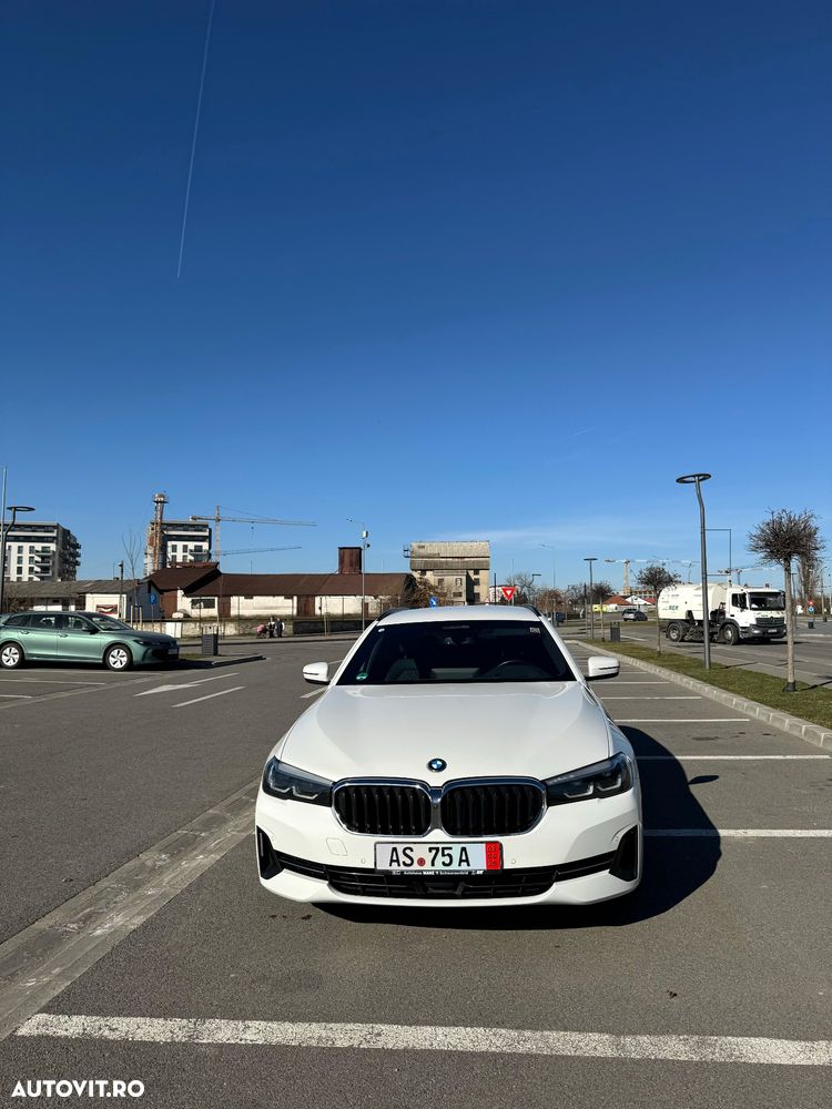 BMW Seria 5 530e Aut. - 1
