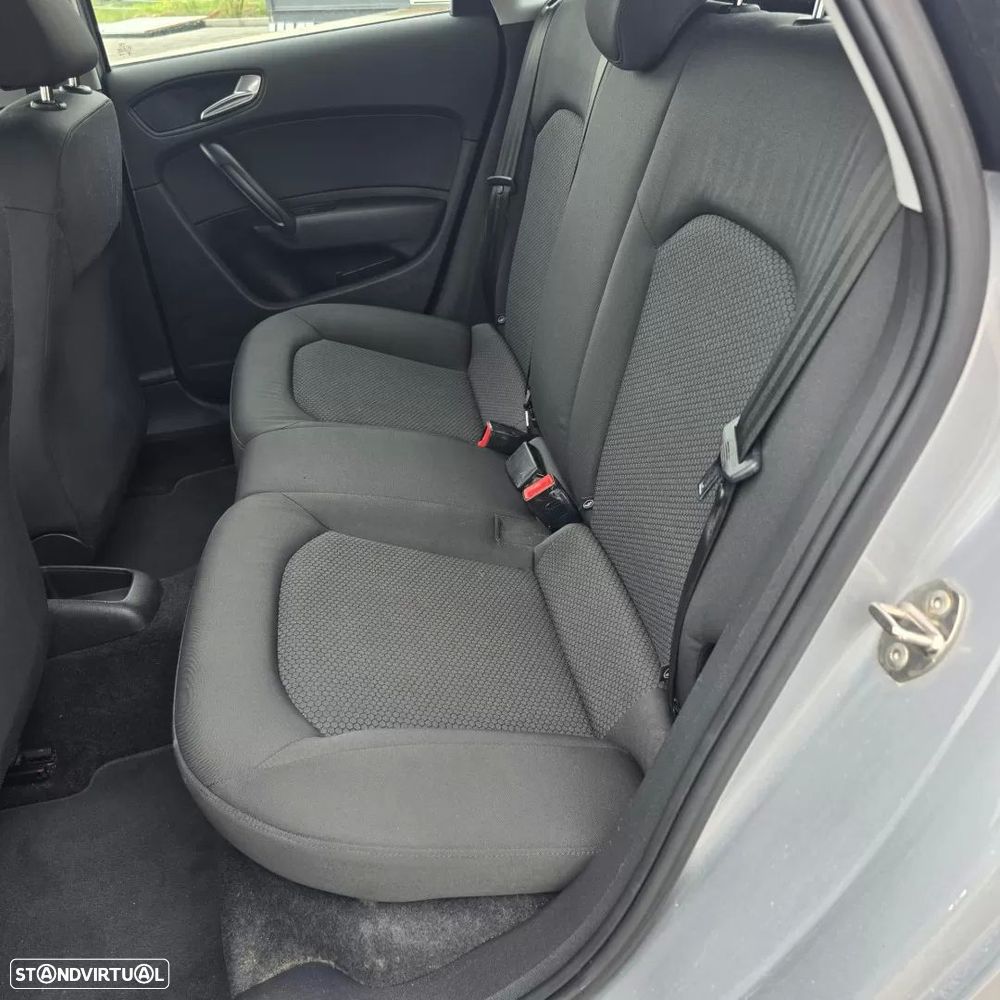 Audi A1 Sportback 1.6 TDI S-line - 16