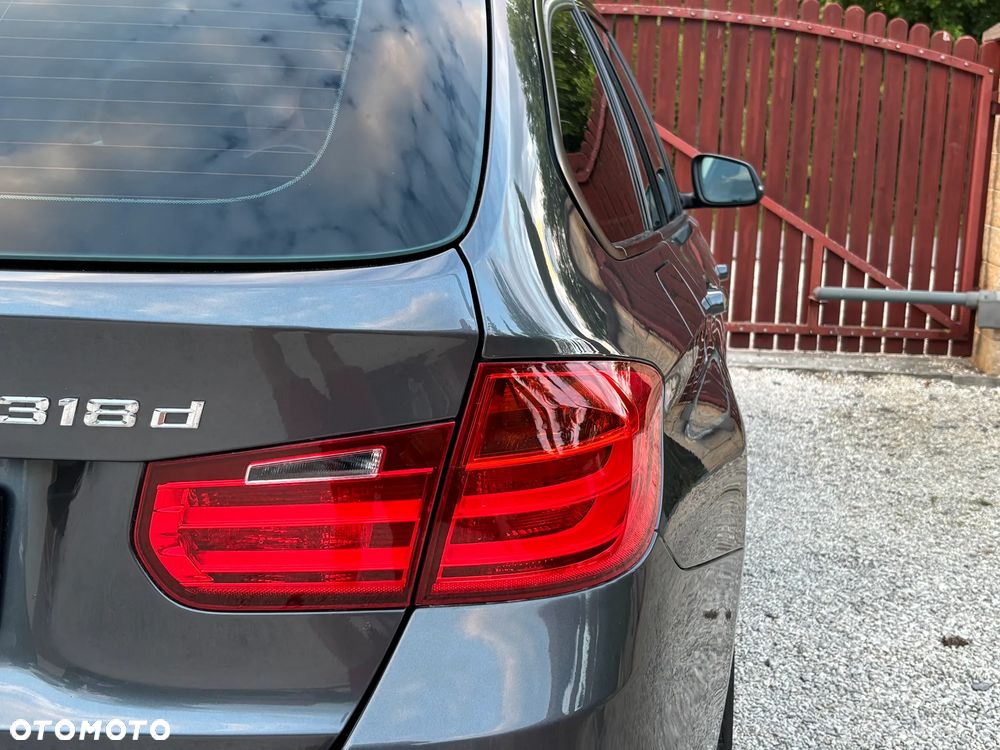 BMW Seria 3 - 37