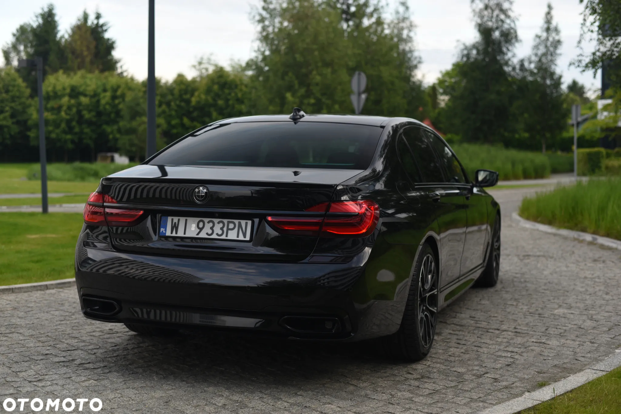 BMW Seria 7 740d xDrive - 9