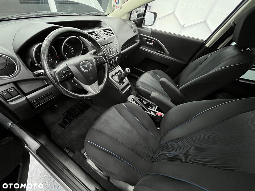 Mazda 5 - 18