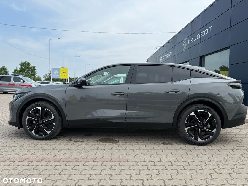 Peugeot 408 - 9
