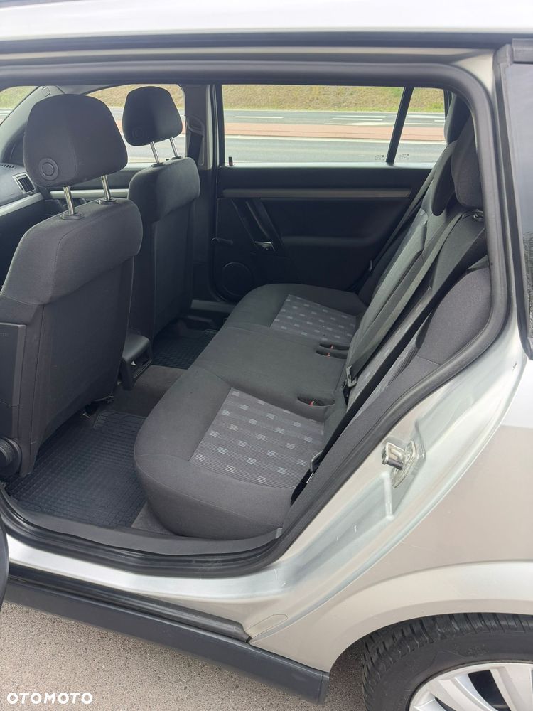 Opel Vectra 1.9 CDTI Cosmo - 14