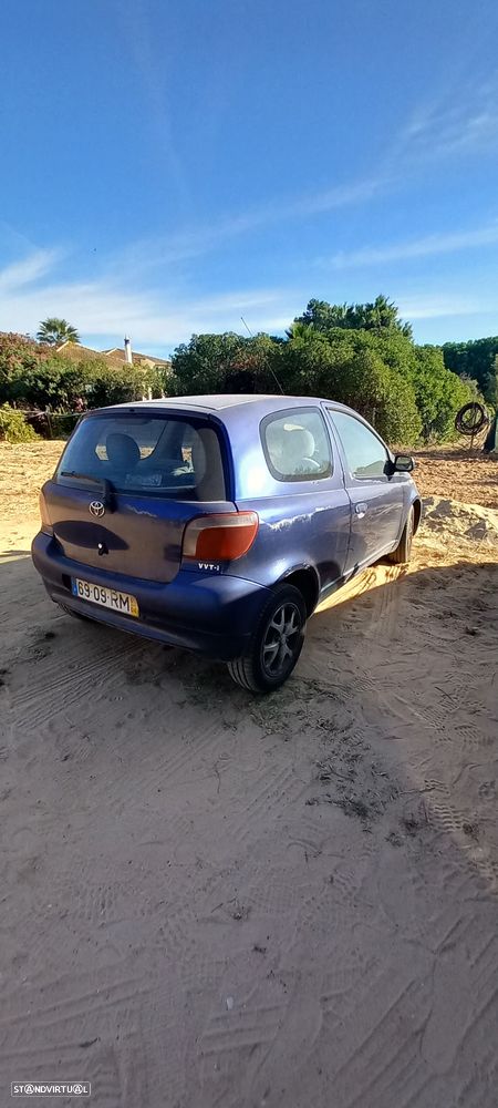 Toyota Yaris 1.0 Sol - 9