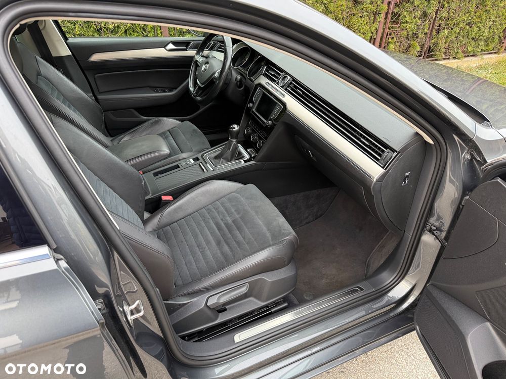 Volkswagen Passat 2.0 TDI BMT Comfortline - 14