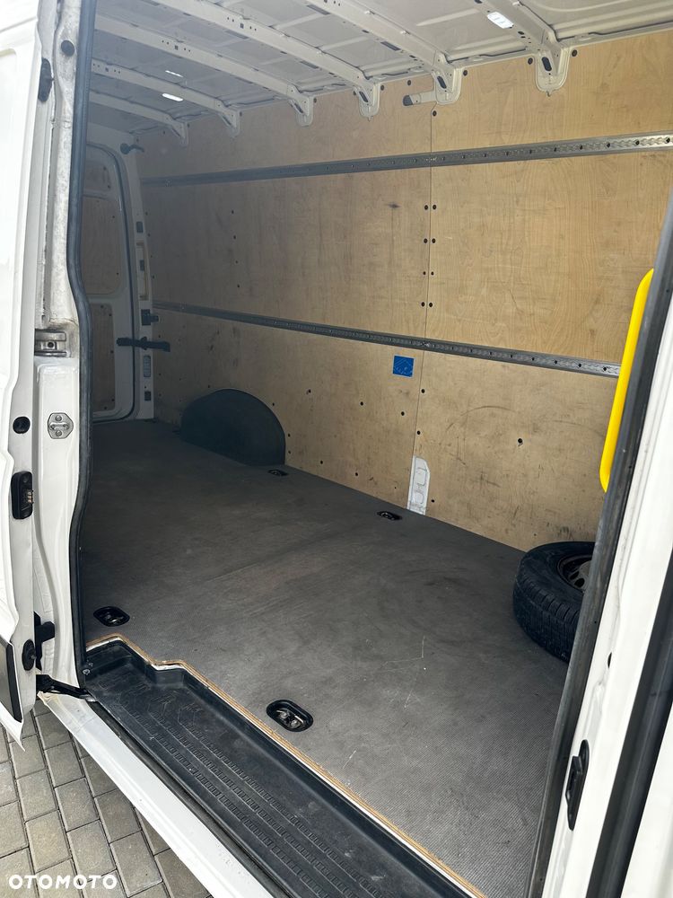 Volkswagen CRAFTER - 7