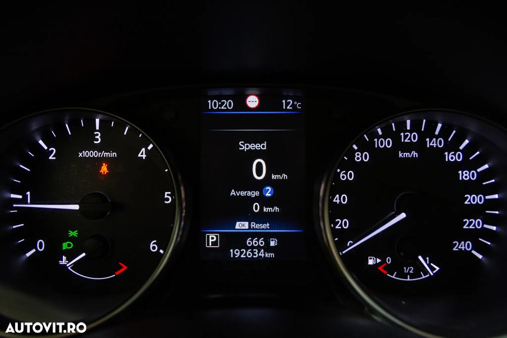 Nissan Qashqai 1.5 DCI DCT TEKNA+ - 26