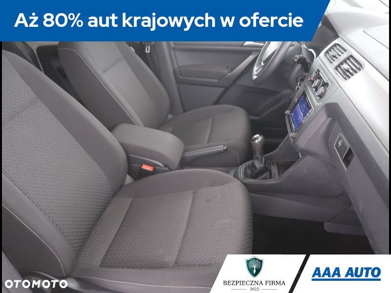 Volkswagen Caddy - 10