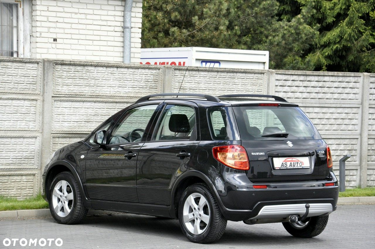 Suzuki SX4 1.6 Premium - 33