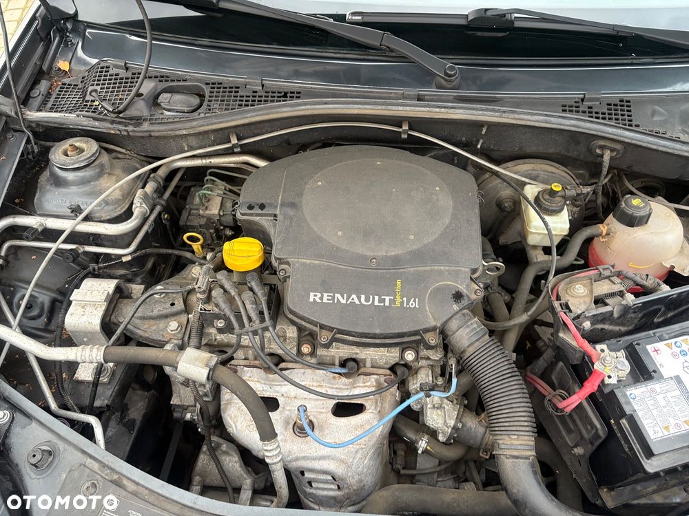 Dacia Sandero Stepway 1.6 - 7