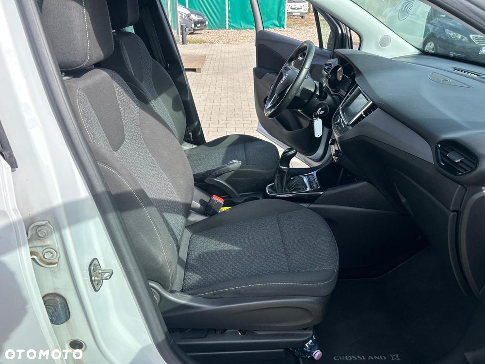 Opel Crossland X 1.2 Innovation - 23