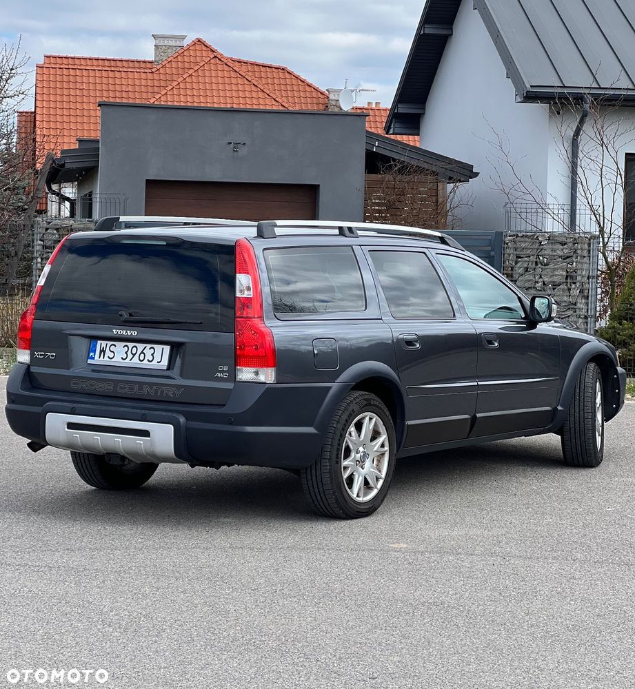 Volvo XC 70 D5 AWD Summum - 4