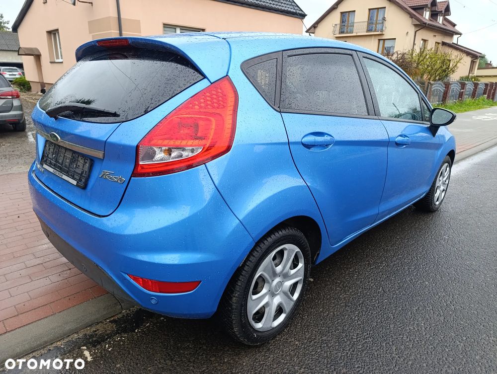 Ford Fiesta 1.25 Celebration - 6