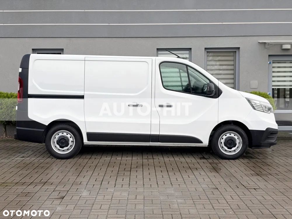 Renault Trafic - 12