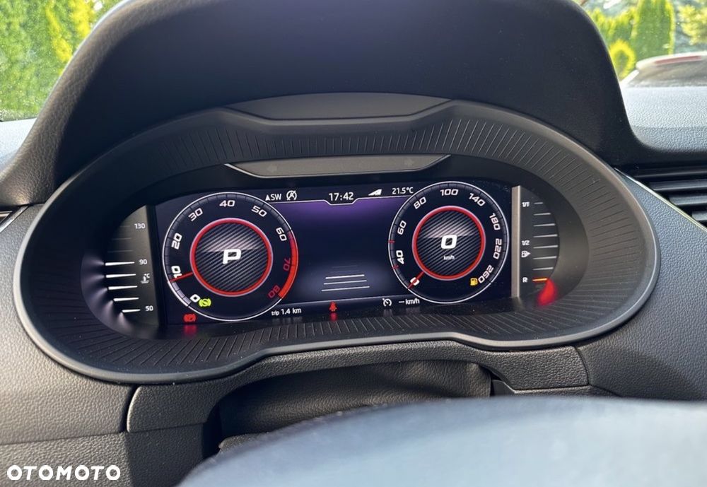 Skoda Octavia 2.0 TSI RS Challenge 245 DSG - 21